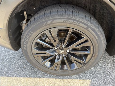 Used 2024 Mitsubishi Eclipse Cross LE AWD/4WD image 28