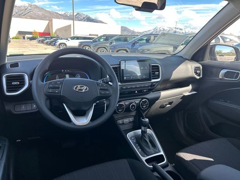 New 2026 Hyundai Venue SE FWD image 10