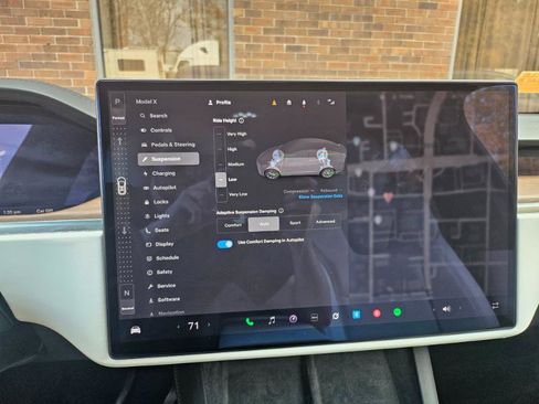 Used 2022 Tesla Model X image 45