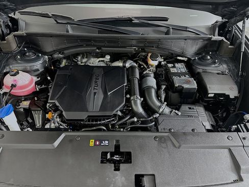 Used 2024 Hyundai Santa Fe Limited image 32