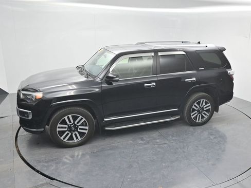 Used 2022 Toyota 4Runner Limited image 46