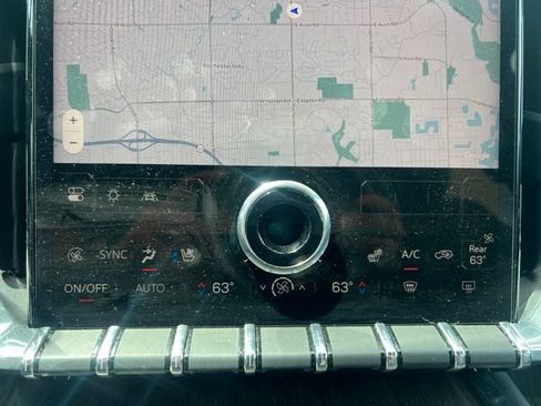 Used 2025 GMC Acadia Denali w/ LPO, Floor Liner Package AWD/4WD image 32