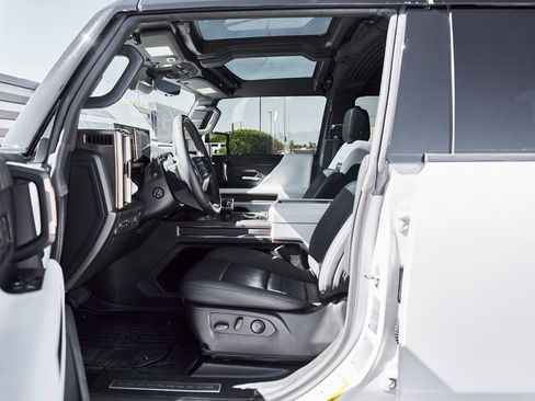 Used 2022 GMC Hummer EV Edition 1 w/ LPO, Illumination Package AWD/4WD image 32