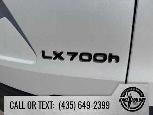Used 2026 Lexus LX 700h Overtrail AWD/4WD image 10