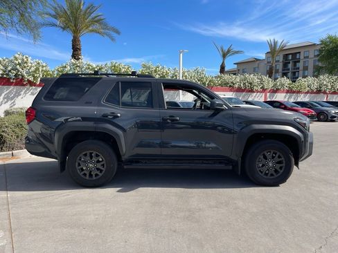 Used 2025 Toyota 4Runner SR5 image 2