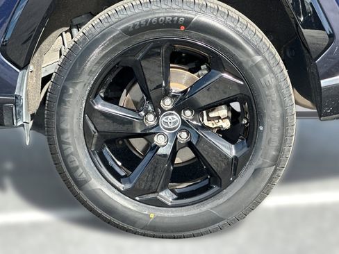 Used 2020 Toyota RAV4 XSE image 11