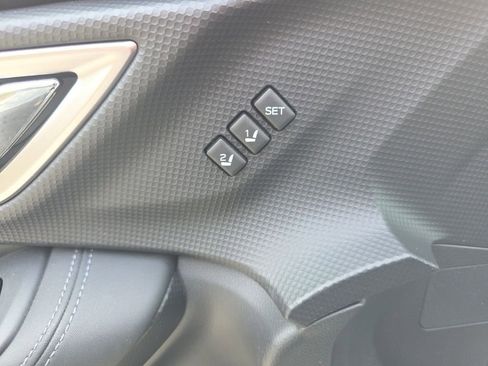 Used 2023 Subaru Forester Touring image 21