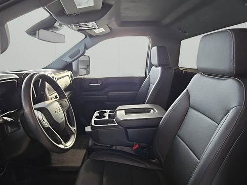 Used 2025 Chevrolet Silverado 2500 W/T w/ WT Convenience Package image 9