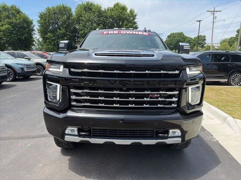 Used 2021 Chevrolet Silverado 2500 LTZ w/ Z71 Chrome Sport Edition AWD/4WD image 3