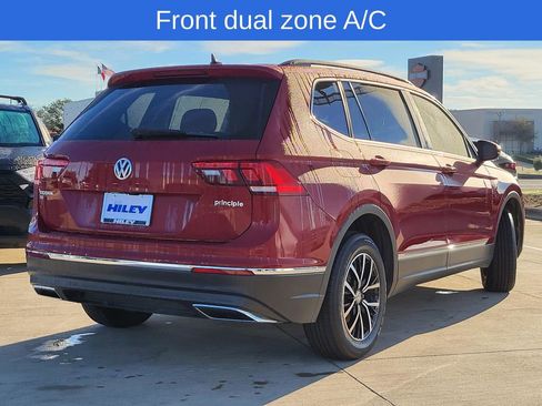 Used 2021 Volkswagen Tiguan SE w/ Panoramic Sunroof Package image 3
