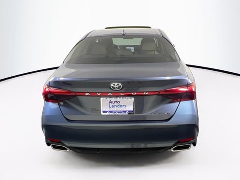 Used 2019 Toyota Avalon Limited w/ All Weather Liner Package FWD image 6