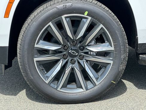 New 2026 Chevrolet Tahoe LS w/ LS Custom Edition AWD/4WD image 34