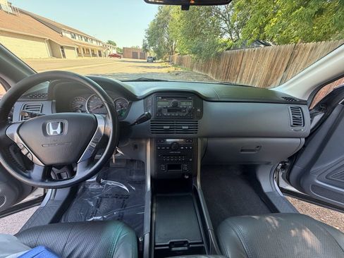 Used 2005 Honda Pilot EX-L image 17
