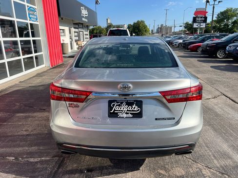 Used 2016 Toyota Avalon Touring image 6