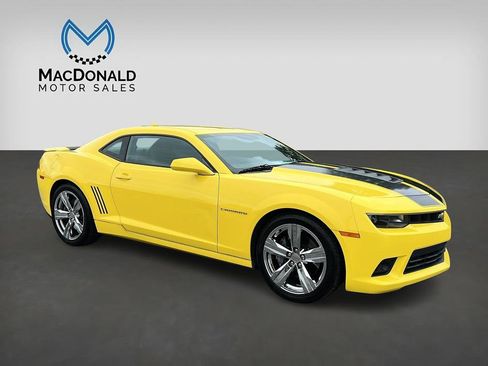 Used 2014 Chevrolet Camaro SS w/ RS Package RWD image 2