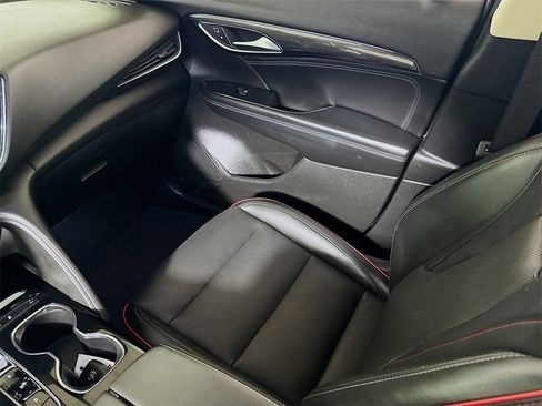 Certified 2023 Buick Envision Essence w/ Sport Touring Package image 21