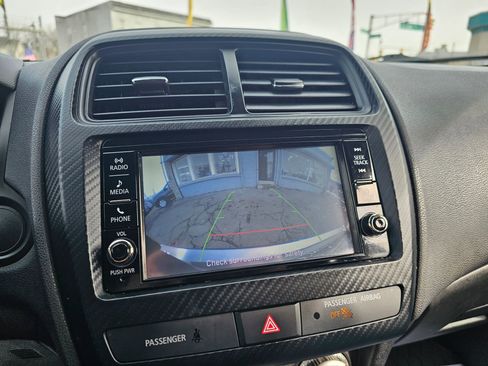 Used 2021 Mitsubishi Outlander Sport ES image 24