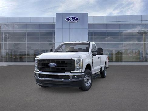 New 2026 Ford F250 XL w/ XL Chrome Package image 4