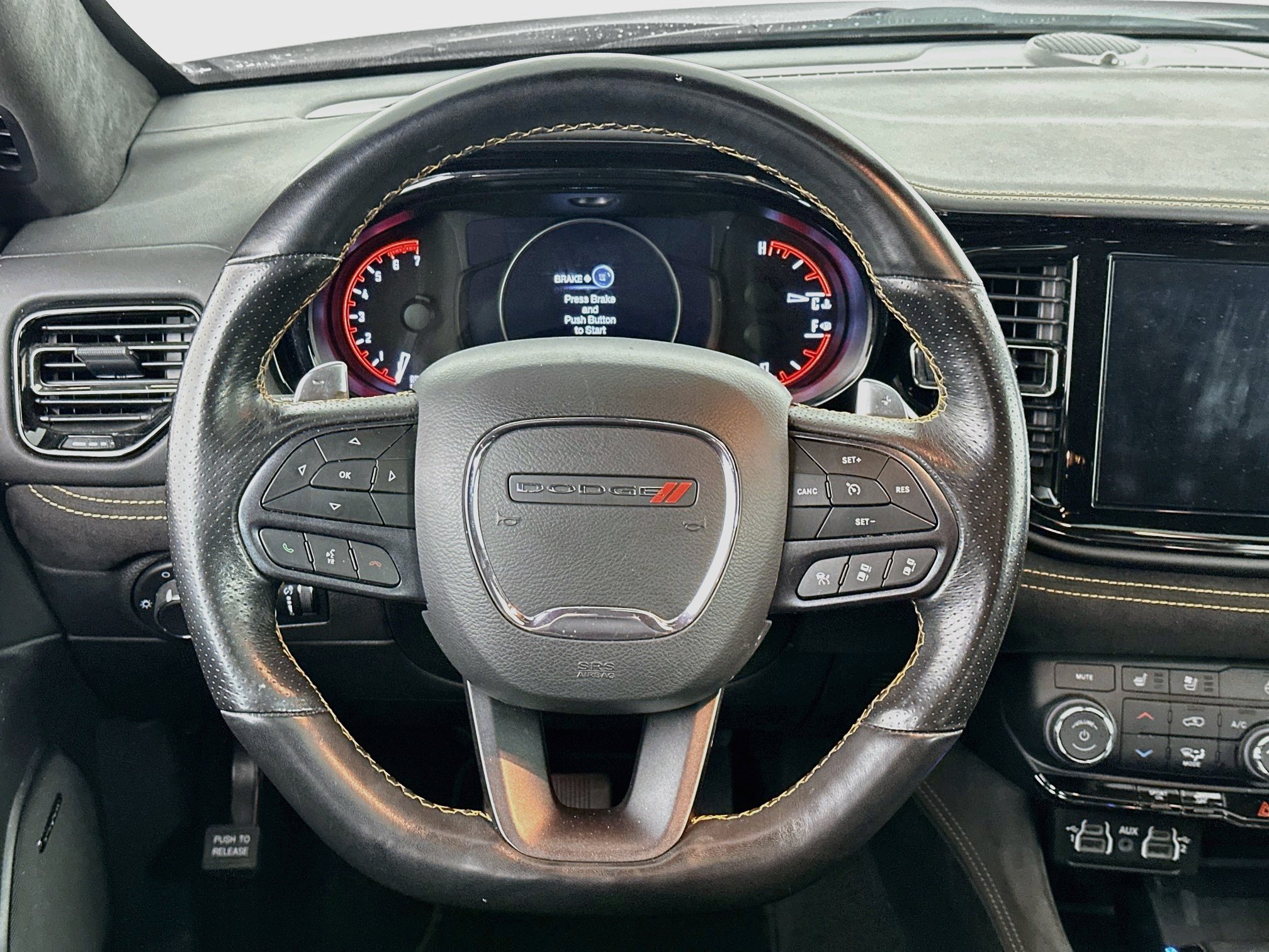 Used 2023 Dodge Durango R/T w/ Hemi Orange Plus Package AWD/4WD image 18