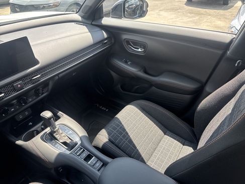 New 2027 Honda HR-V Sport image 9