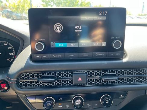 Used 2024 Honda HR-V Sport image 8