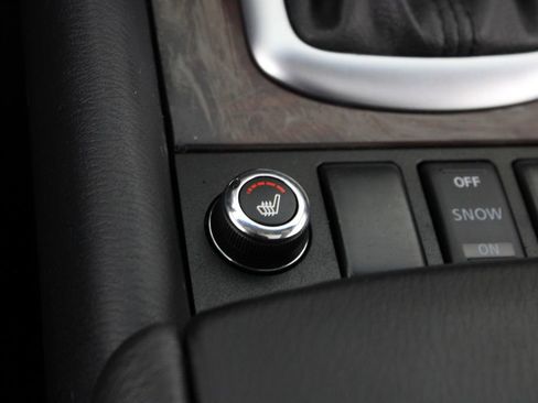 Used 2017 INFINITI QX50 2WD w/ Premium Plus Package image 22