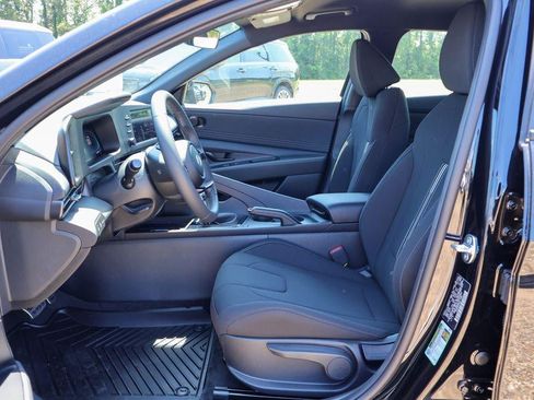 New 2026 Hyundai Elantra Sport FWD image 7