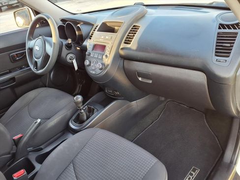 Used 2012 Kia Soul image 11
