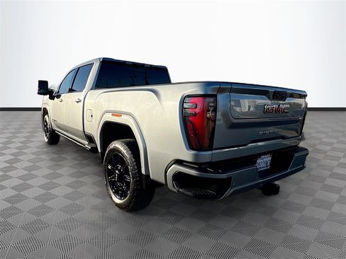 Used 2024 GMC Sierra 2500 AT4 w/ AT4 Premium Plus Package image 5