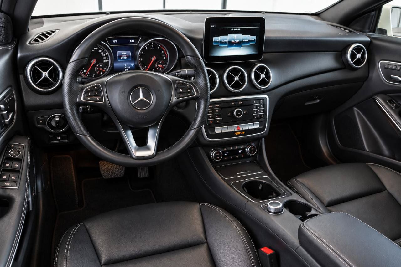 Used 2018 Mercedes-Benz CLA 250 4MATIC image 19