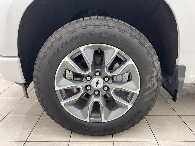 New 2026 Chevrolet Silverado 1500 RST w/ Z71 Off-Road Package AWD/4WD image 6