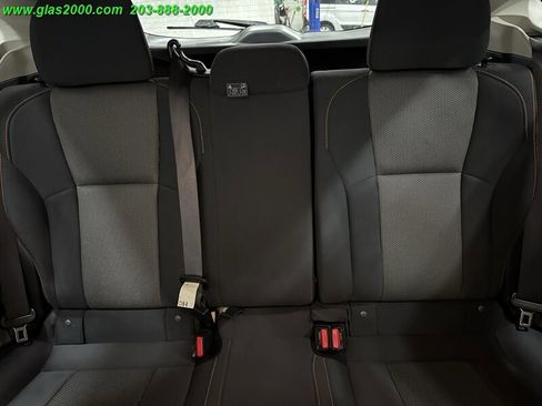 Used 2019 Subaru Crosstrek 2.0i Premium w/ Eyesight System image 24