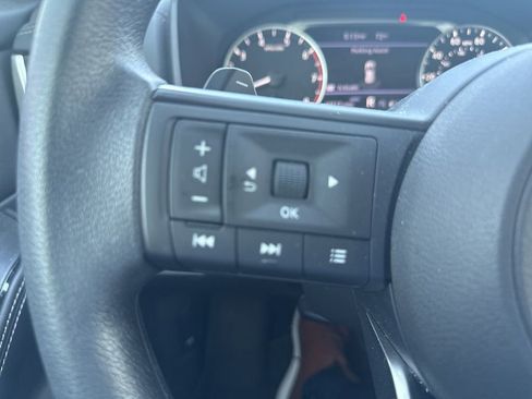 Certified 2024 Nissan Rogue SV image 29