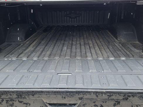 Certified 2022 Chevrolet Silverado 2500 LTZ w/ LTZ Plus Package image 36