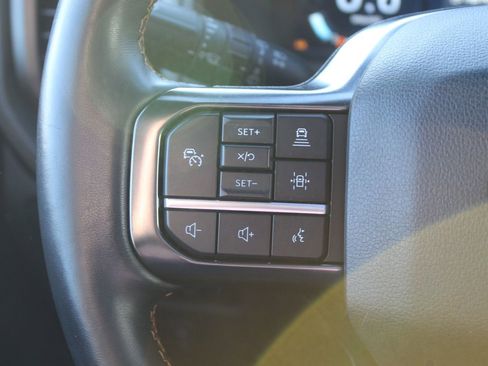 Used 2023 Ford Expedition Platinum image 22