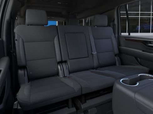 New 2026 Chevrolet Suburban LS w/ Max Trailering Package AWD/4WD image 18