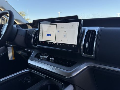 New 2025 Ford Expedition Max Platinum w/ Driver's Package image 33