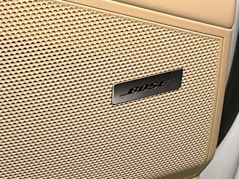 New 2026 Porsche Cayenne image 37