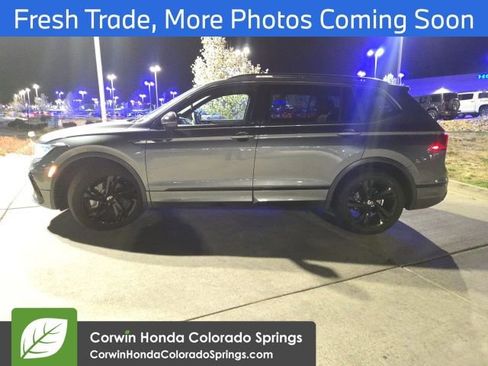 Used 2023 Volkswagen Tiguan SE R-Line image 4