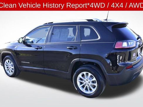 Used 2020 Jeep Cherokee Latitude w/ Cold Weather Group image 3