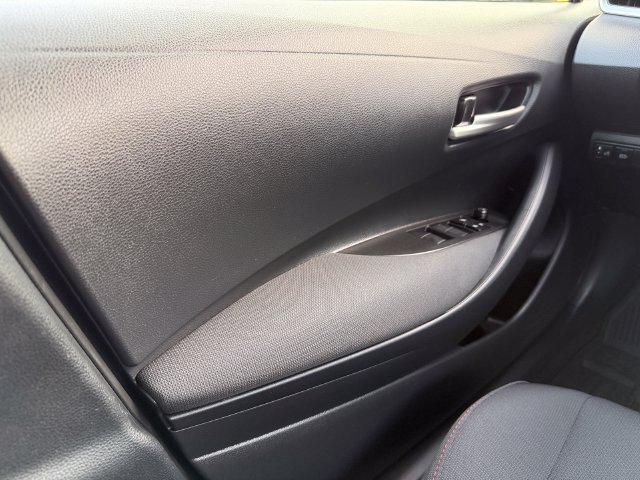 Certified 2026 Toyota Corolla SE w/ SE Package FWD image 31