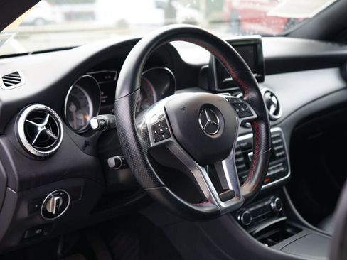 Used 2014 Mercedes-Benz CLA 250 CLA 250 image 5