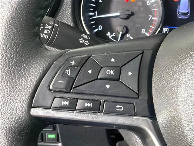 Used 2020 Nissan Rogue S w/ Special Edition Package FWD image 24