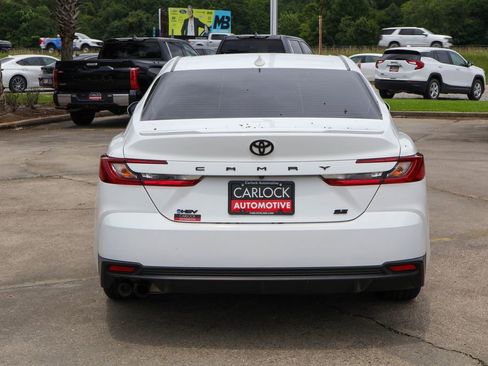 Used 2026 Toyota Camry SE w/ Convenience Package FWD image 22