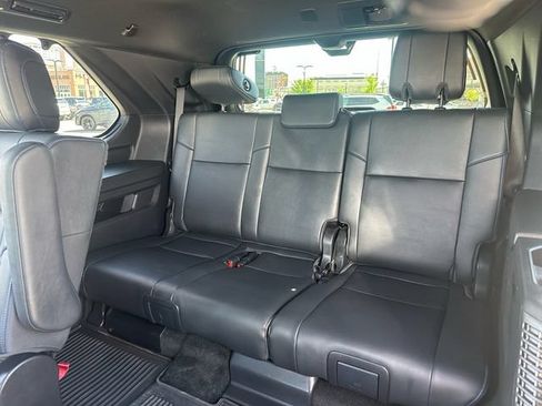 Certified 2024 Toyota Sequoia Platinum AWD/4WD image 25