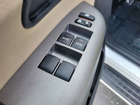 Used 2015 Toyota Sequoia Limited image 19