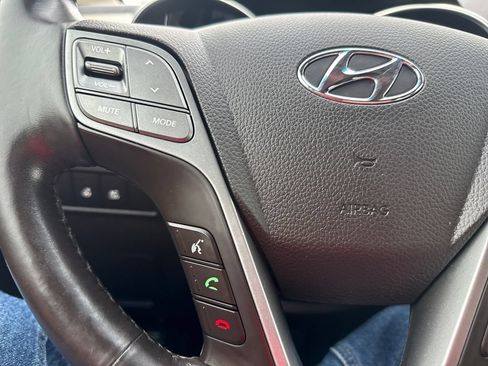 Used 2019 Hyundai Santa Fe XL FWD image 29