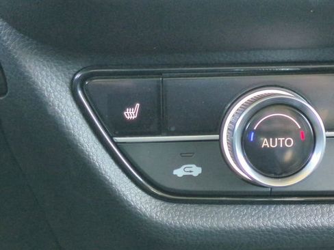 Used 2023 Honda HR-V EX-L image 26