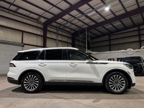 Used 2020 Lincoln Aviator Reserve w/ Equipment Group 201A image 4