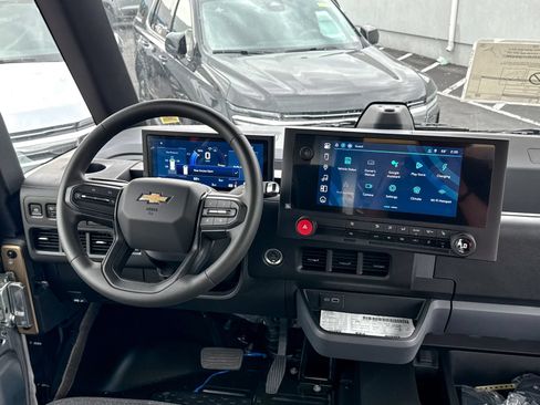 New 2026 Chevrolet Brightdrop 400 w/ Battery Pack, Max Range AWD/4WD image 15